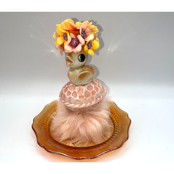 Vintage Mini Ceramic Chick Flower Hat Faux Fur Orange Carnival Glass Plate OOAK - Picture 3 of 16